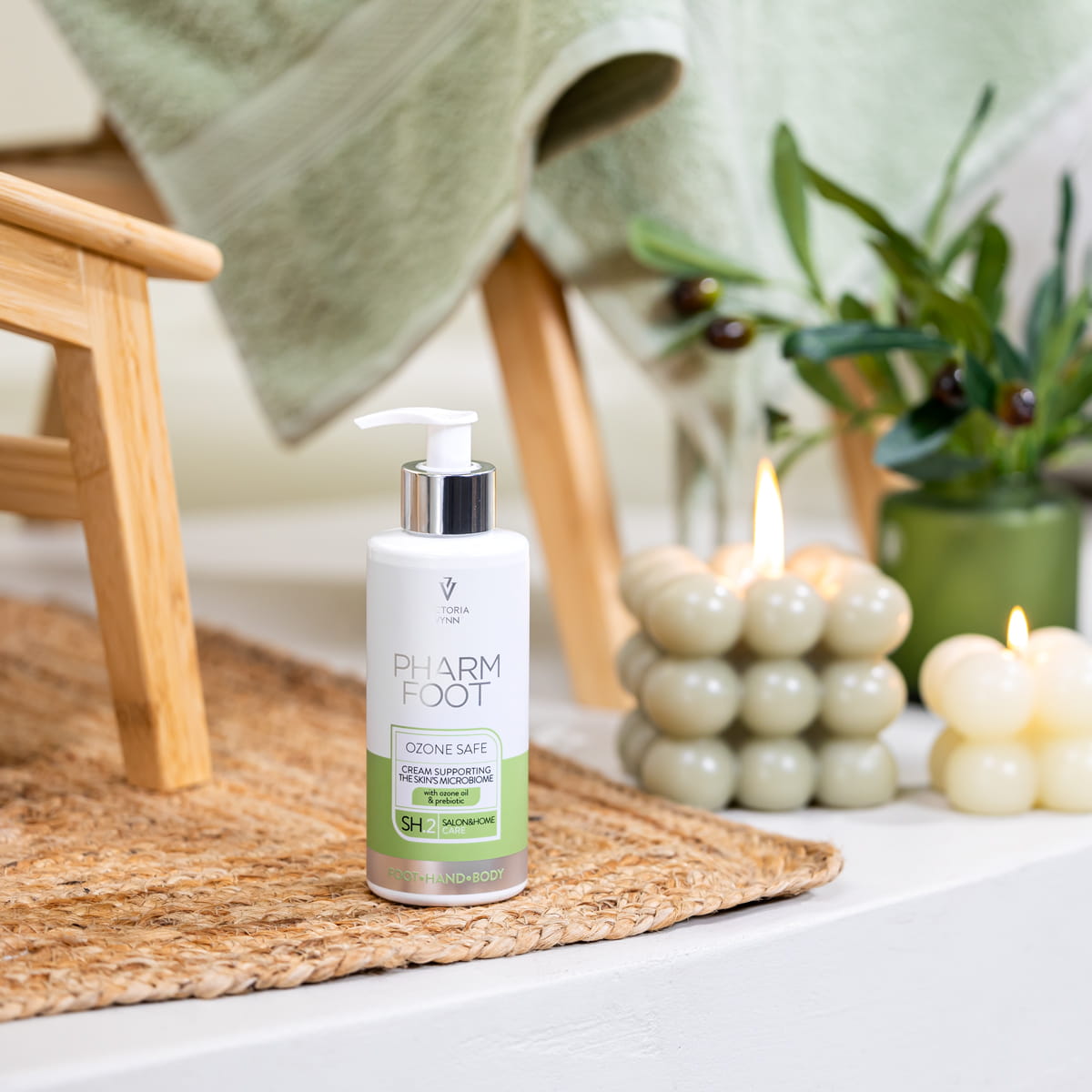 PHARM FOOT Creme zur Unterstützung des Hautmikrobioms mit ozonisierter Olivenöl und Probiotika, OZONE SAFE 250ml