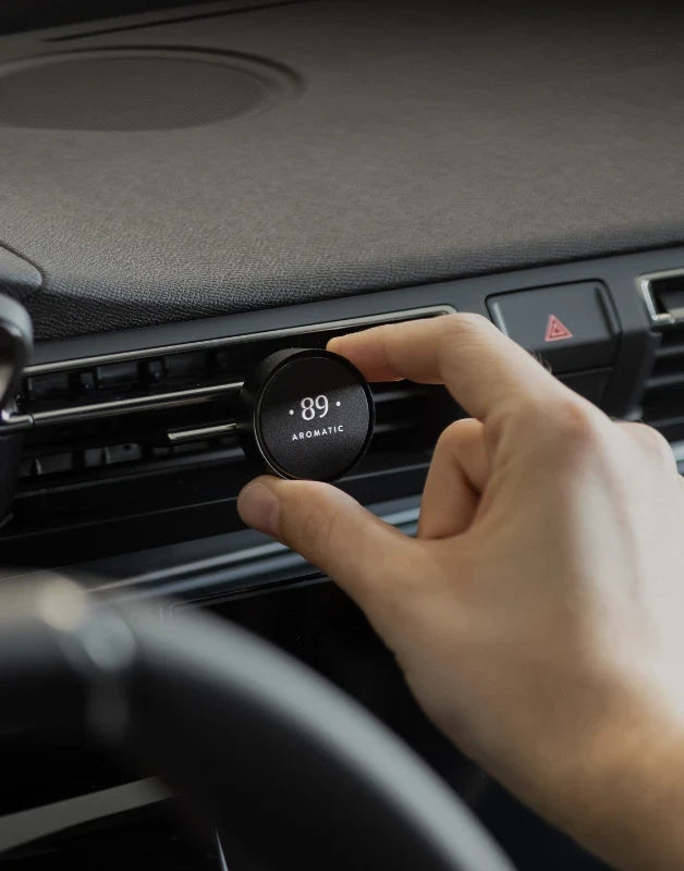 AROMATIC 89 Gaisa atsvaidzinātāju komplekts automašīnai 12 gab.