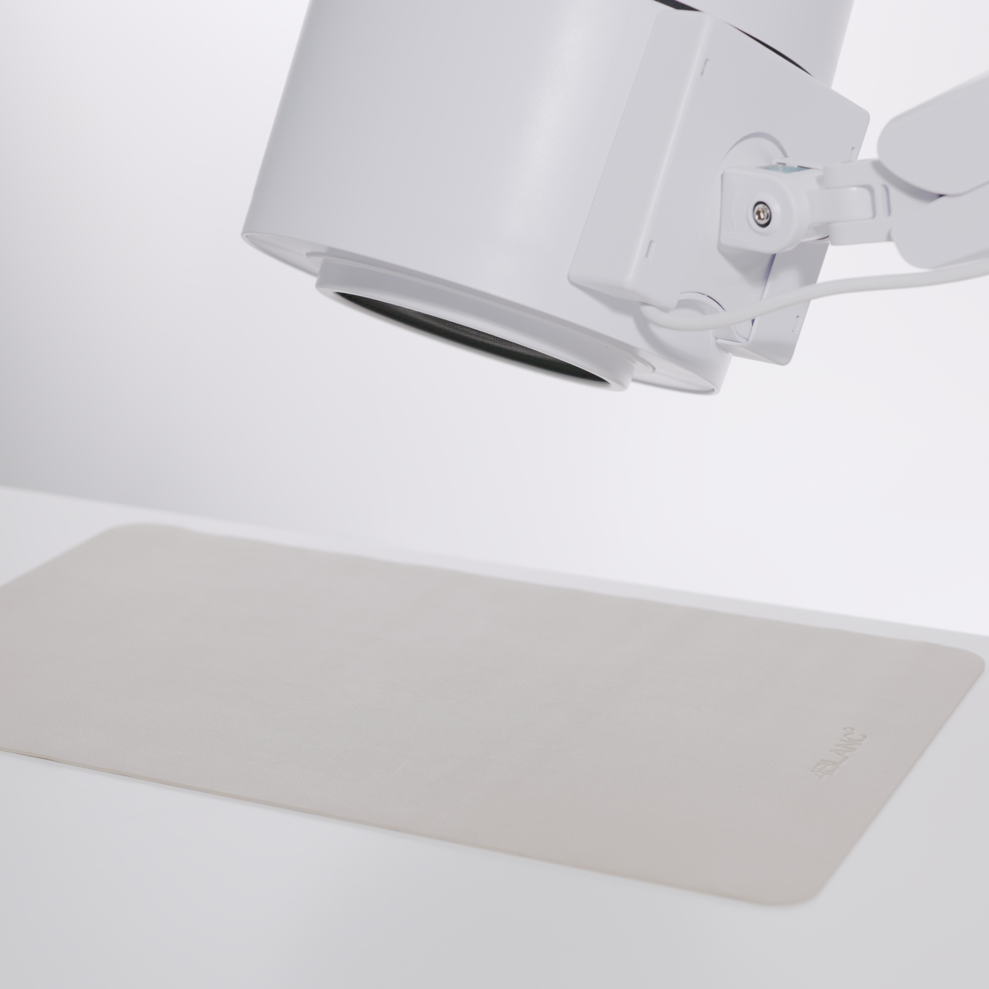 4BLANC Nail Art Table Mat - Manikīra galda paliknis, Balts