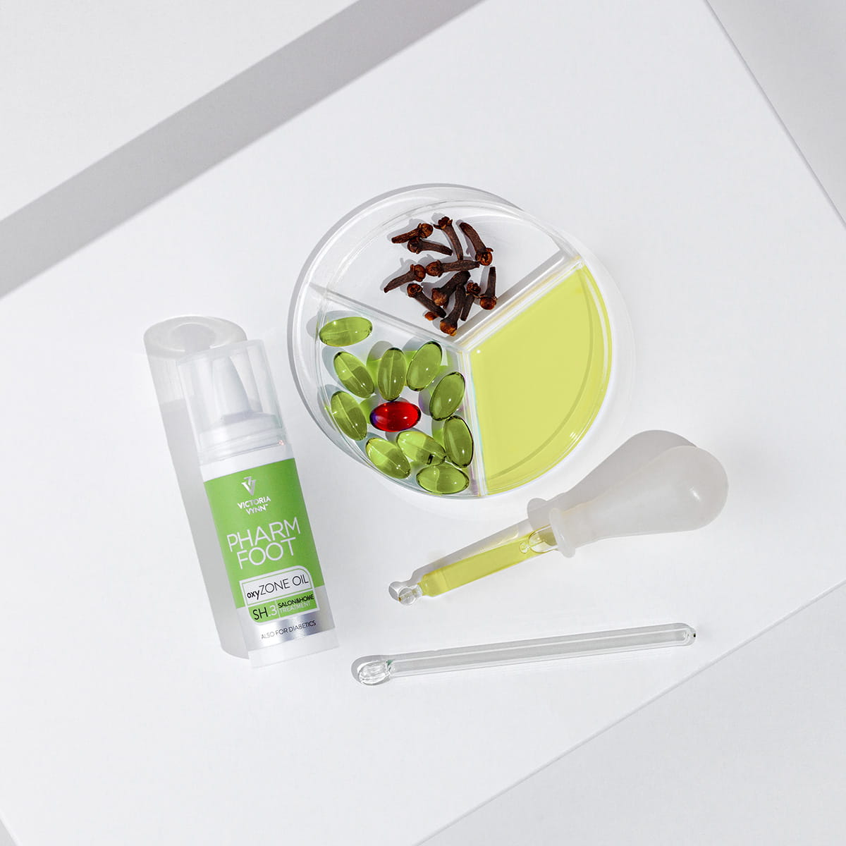 PHARM FOOT konzentriertes regenerierendes und beruhigendes Öl oxyZONE OIL, 15ml