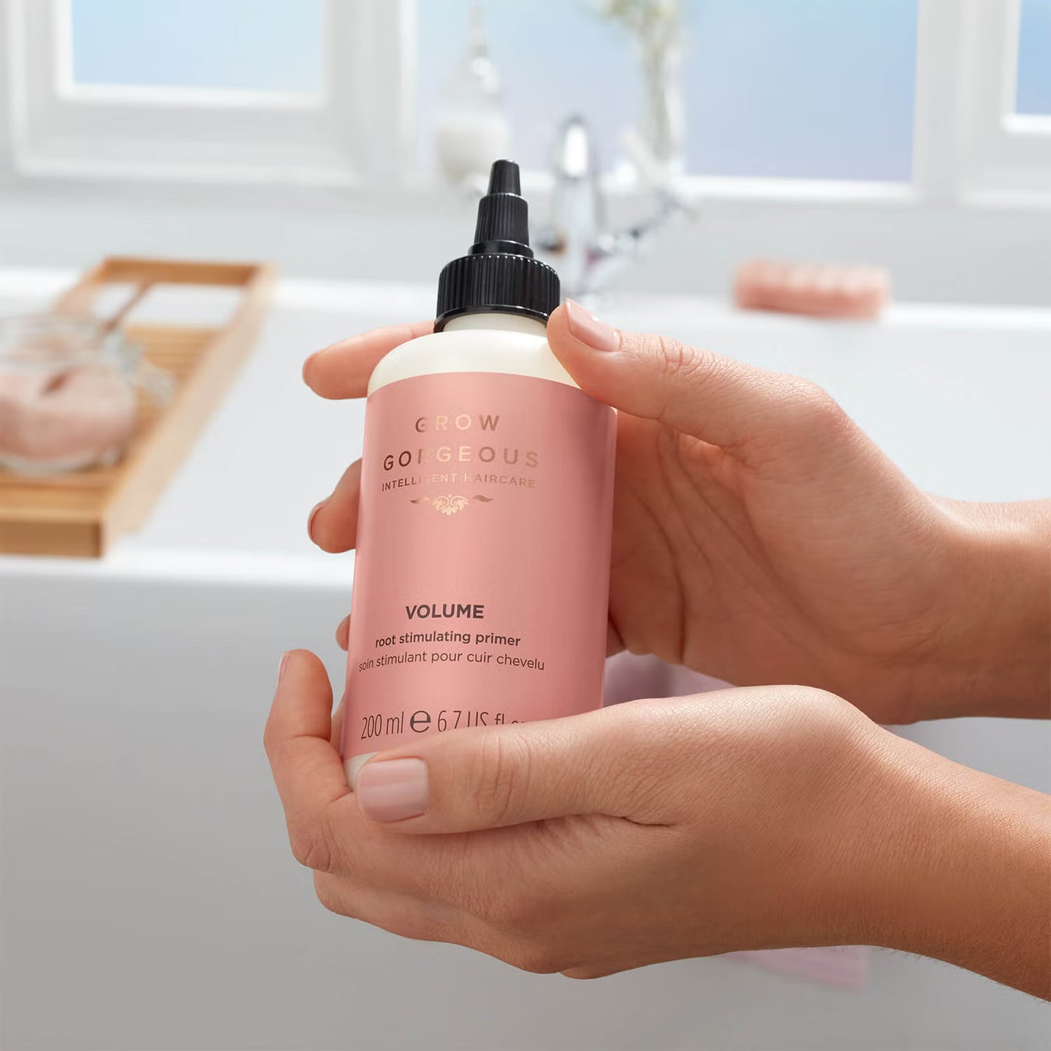 GROW GORGEOUS Volume Root Stimulating Primer - Saknes stimulējošs apjomu piešķirošs primers, 200 ml