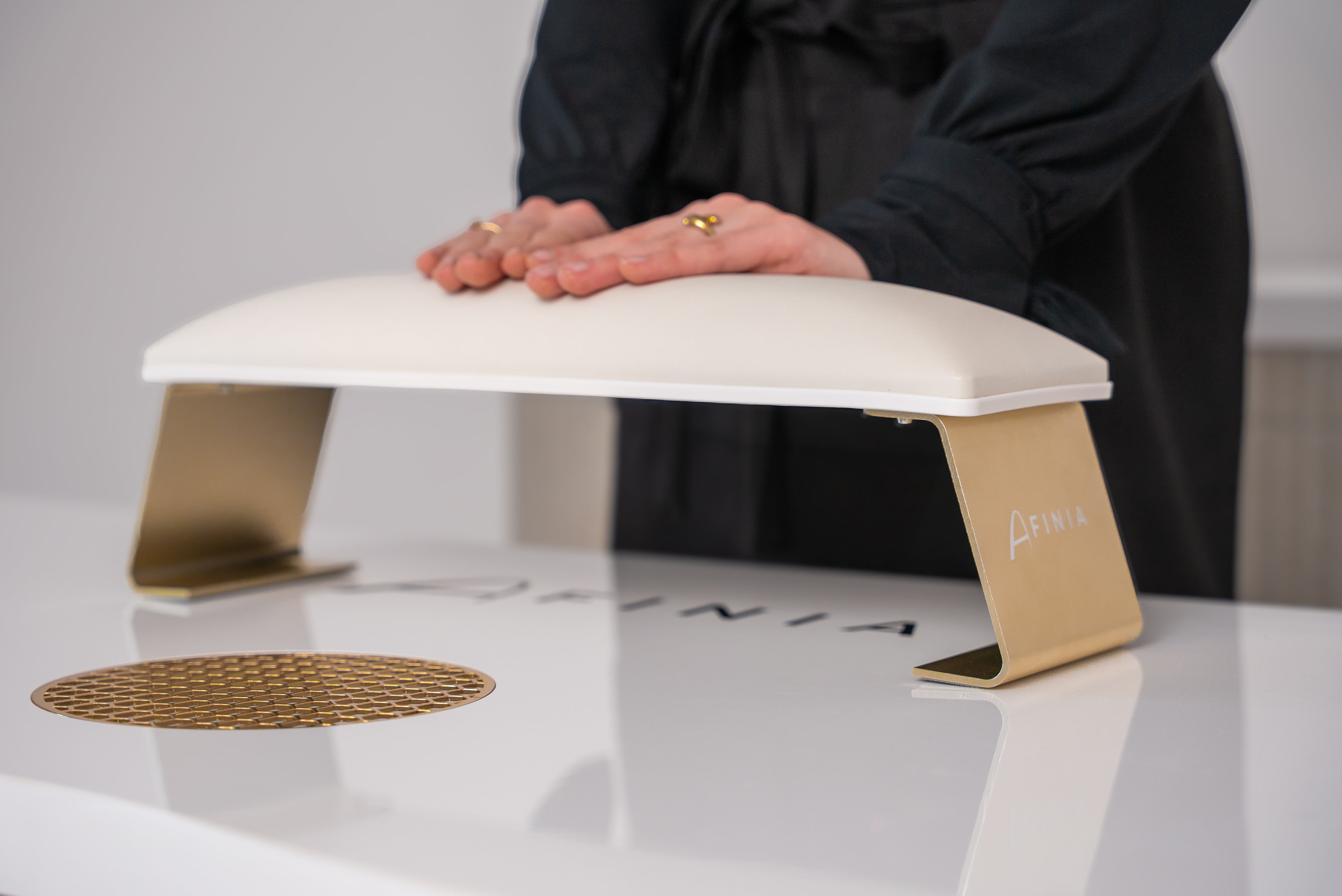 Afinia Handstütze Comfort Cremefarben