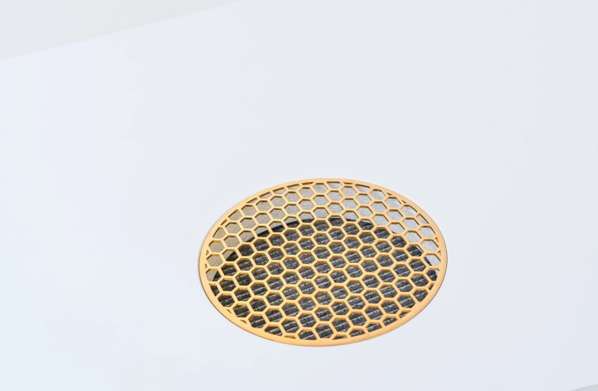 Afinia Manikīra galds Art Deco X Gold ar iebūvētu putekļu savācēju NDC 2000