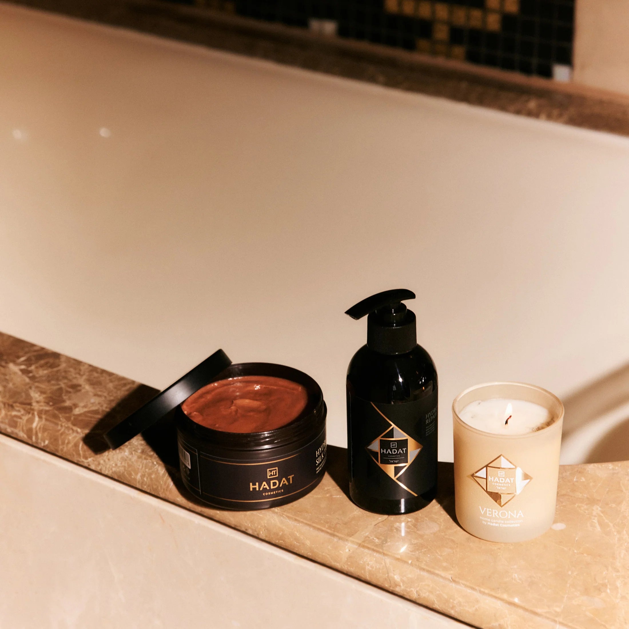 HADAT HYDRO LIQUID SILK TREATMENT Haarmaske zur Wiederherstellung der Elastizität, 300ml