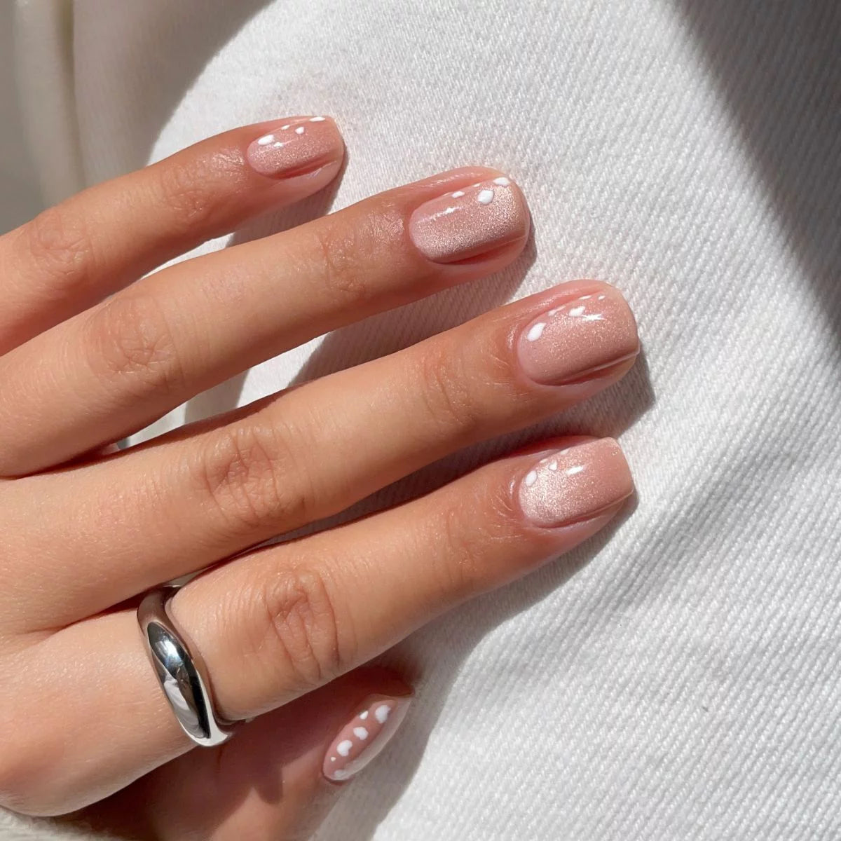 733 Semilac UV-Gellack „Creamy Praline Gloss“ 7 ml